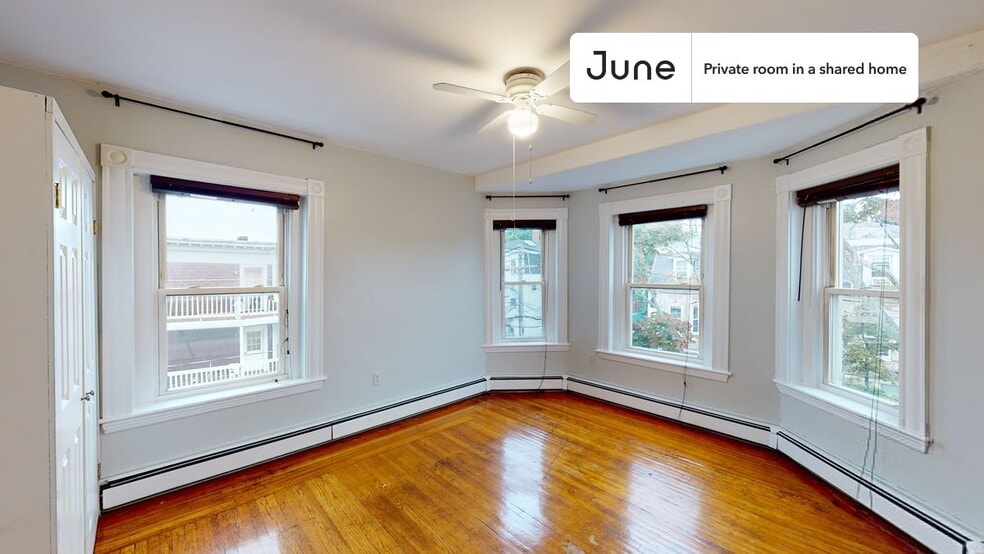 Building Photo - Room in Shared 4 bed/2 bath home in Allston