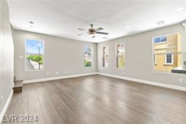 Building Photo - Completely Upgraded 3BD/2.5BA Home in Centennial Hills | Available 8/1