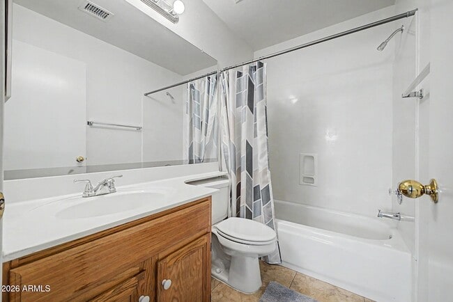 Building Photo - 851 W Palo Verde St