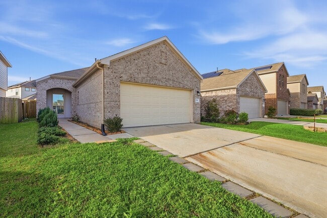 Building Photo - 6444 Wenlock Dr
