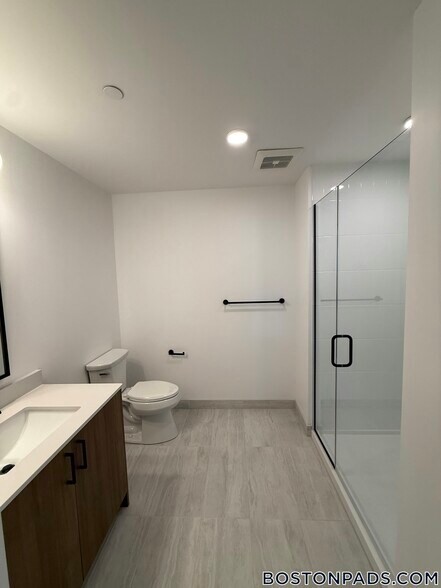 Building Photo - 199 Gardner St