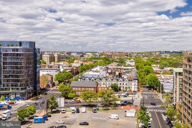 Building Photo - 555 Massachusetts Ave NW