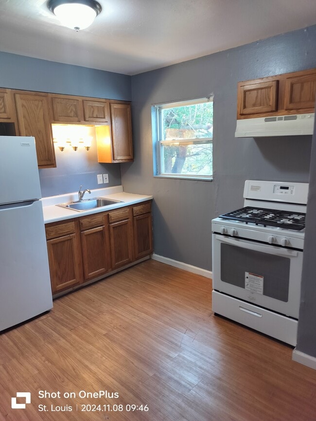 Building Photo - 10141 Baron Dr
