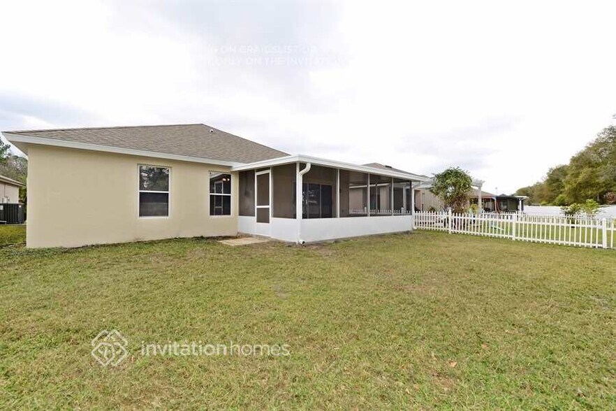 Building Photo - 5850 War Admiral Dr