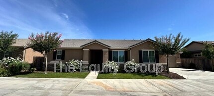 Building Photo - 4740 W Flagstaff Ave