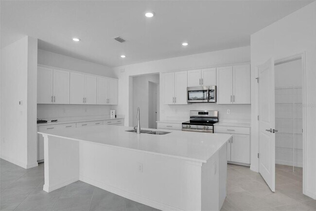 Building Photo - 19100 Moscato Ct