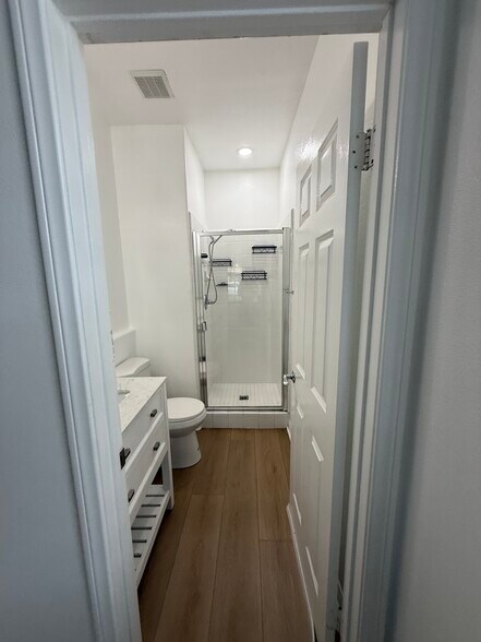 Building Photo - 1852 Crystal Bluff Ct