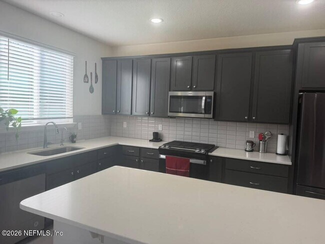 Building Photo - 13258 Brookwater Dr