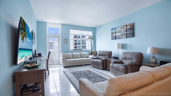 Building Photo - 4250 Galt Ocean Dr