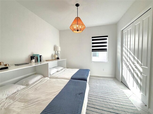 Building Photo - 17510 Jadestone Ct