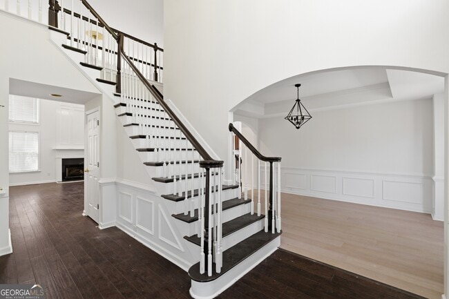 Building Photo - 1702 Clay Brooke Ct SE