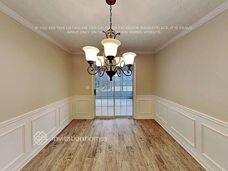 Building Photo - 5755 Woodstone Dr