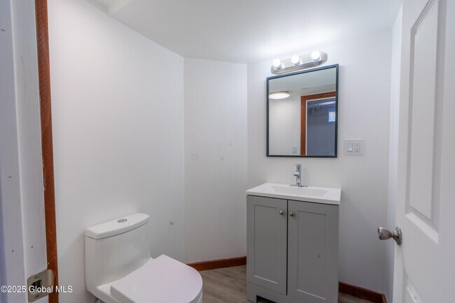 Building Photo - 4819 NY-50