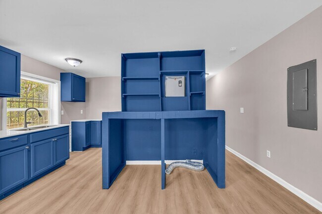 Building Photo - Charming 2BR Duplex in Atlanta