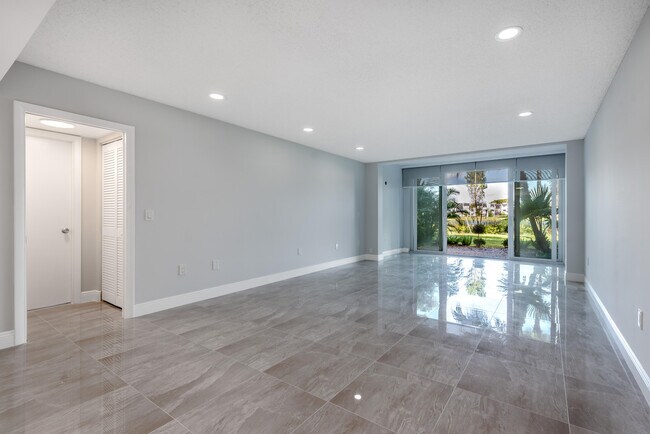 Building Photo - 4832 Esedra Ct