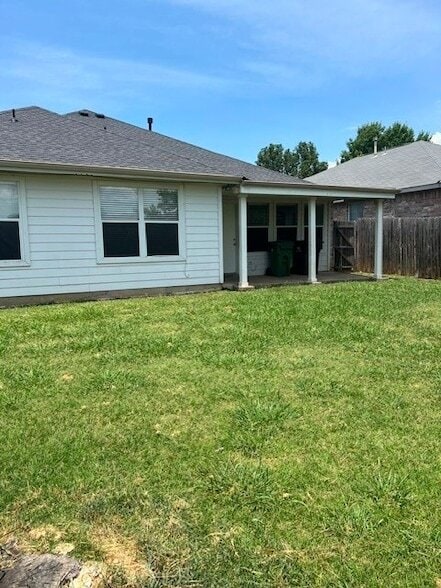 Building Photo - 7409 Marsland Ln