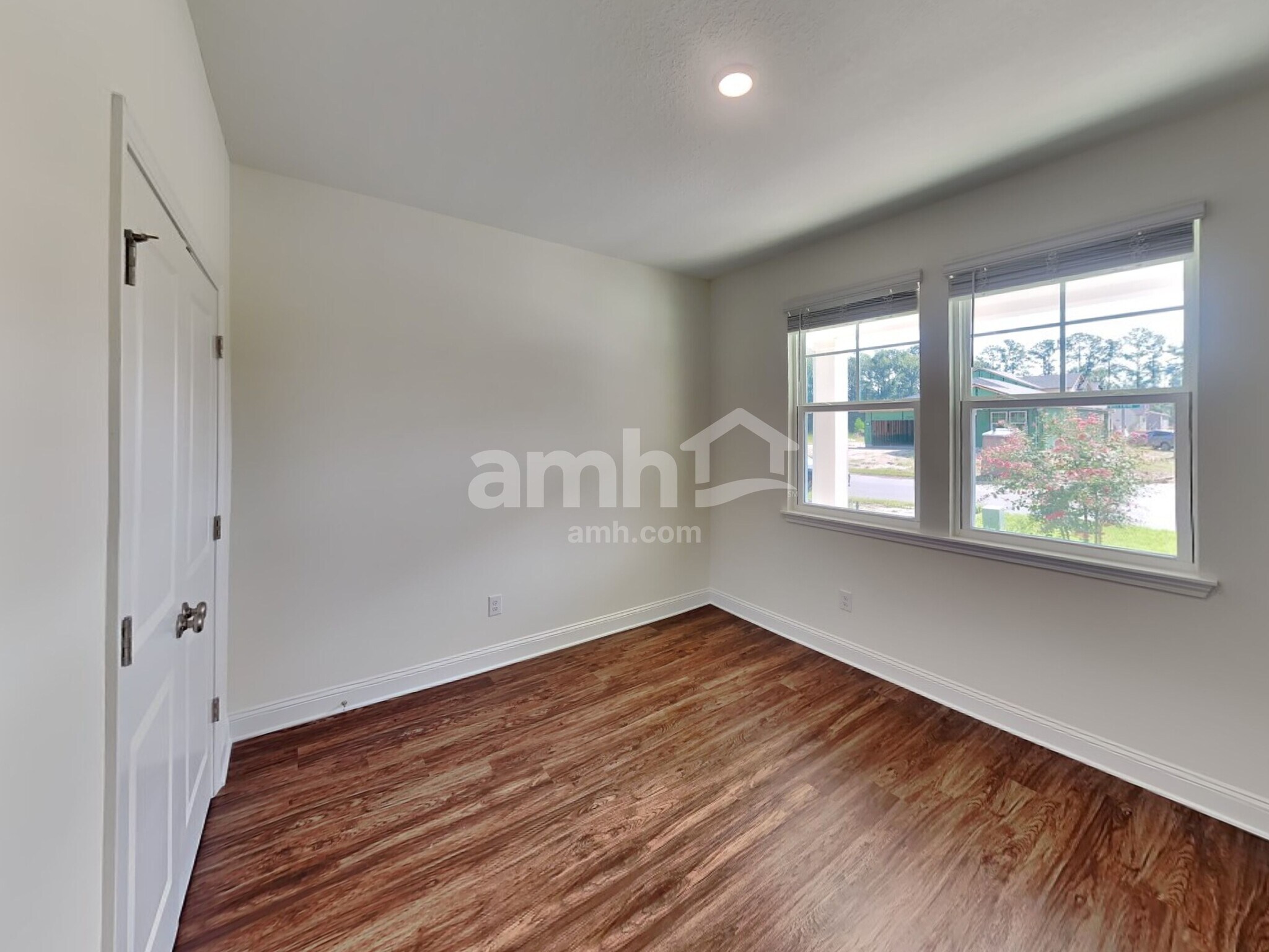 Building Photo - 12622 Forest Ln