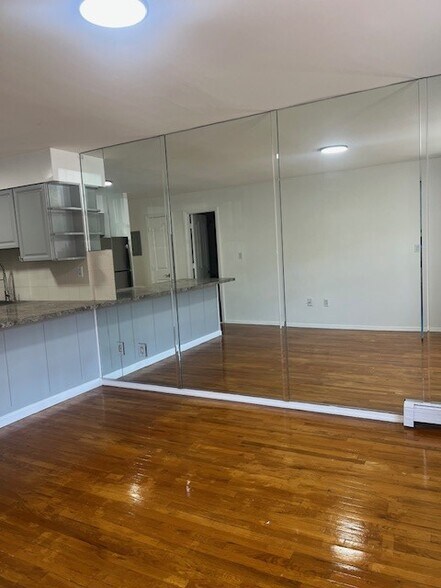 Living/Dining - 13211 11th Ave