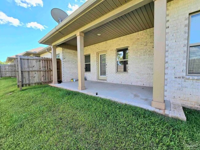 Building Photo - 1862 Finch Ln