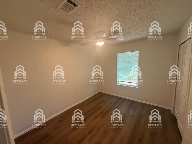 Building Photo - 2457 Chadwick Dr