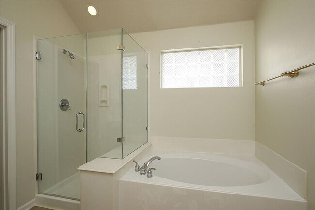 Building Photo - 43 N Veranda Ridge Dr