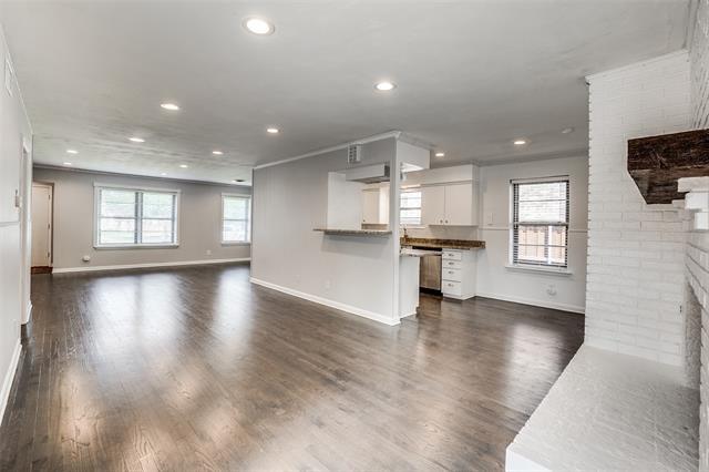 Building Photo - 9226 Larchwood Dr