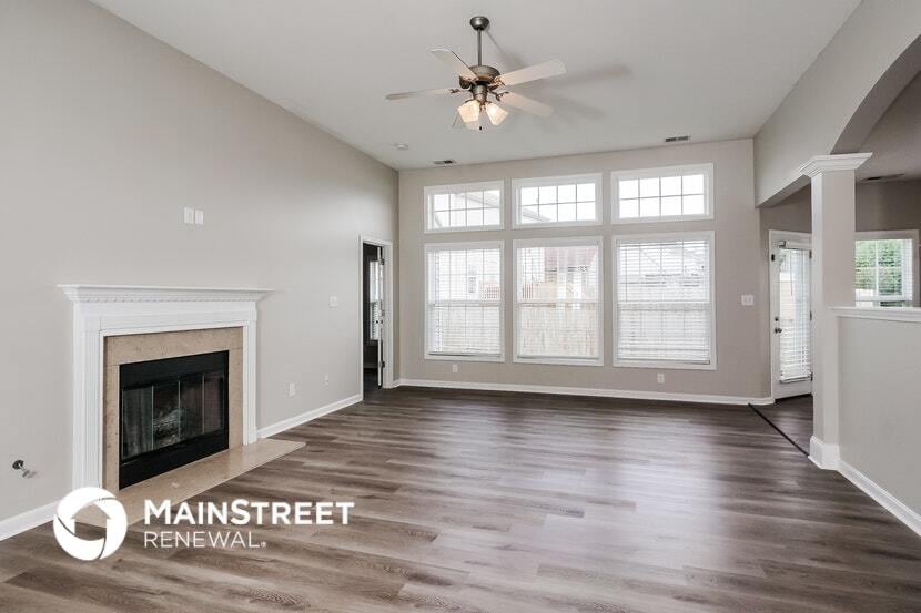 Building Photo - 11502 Top Walnut Loop