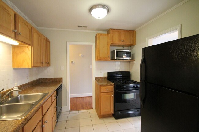 Building Photo - Exclusively Offered by Muse Realty, LLC