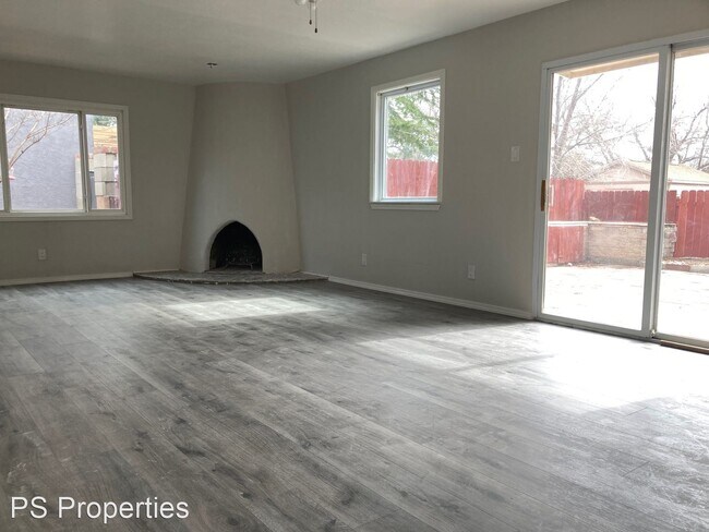 Building Photo - 3 br, 2 bath House - 10312 Snow Heights Bl...