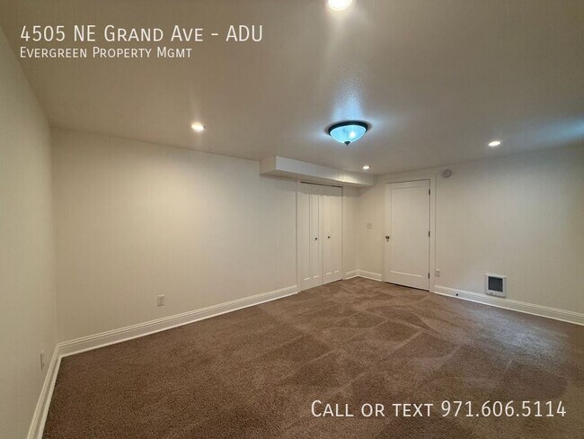 Building Photo - 4505 NE Grand Ave
