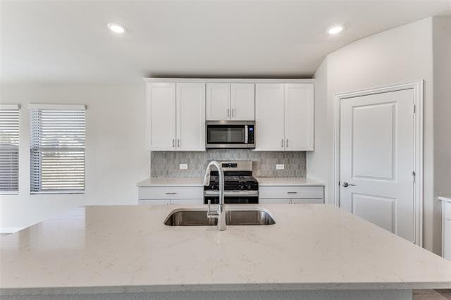 Building Photo - 203 Whitlow Dr