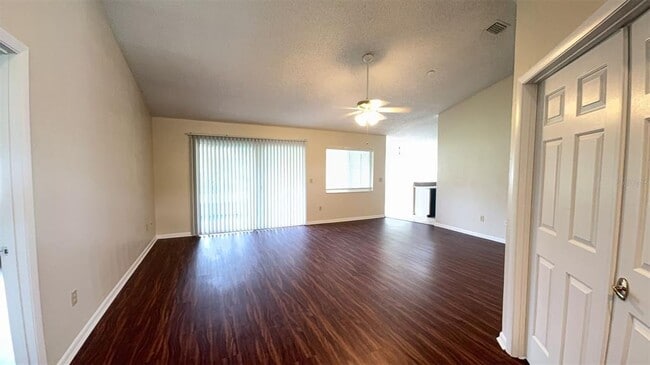 Building Photo - 13 Wood Crest Ln