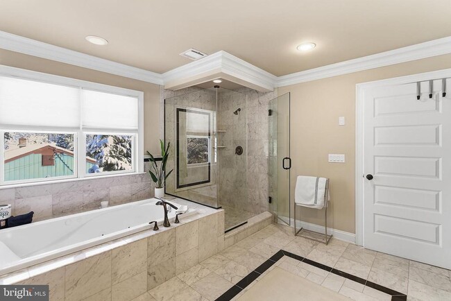 Building Photo - 259 Mt Lucas Rd