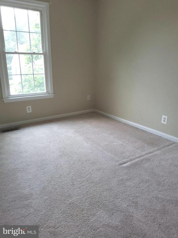 Building Photo - 767 Cherry Tree Ln