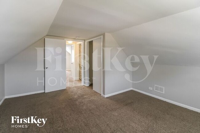 Building Photo - 404 46th Ave