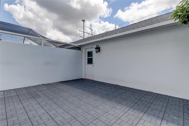 Building Photo - 10003 Bradwell Pl