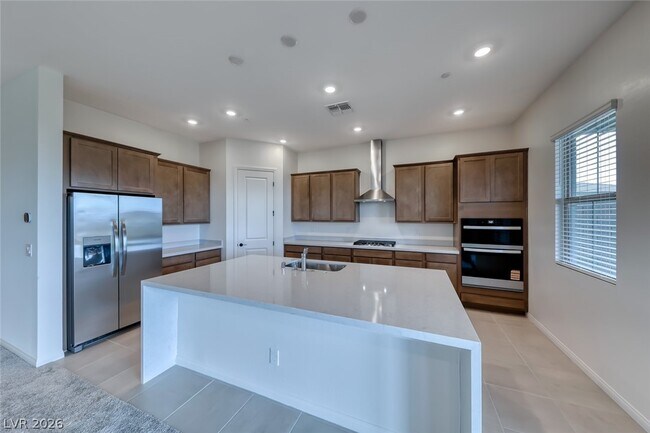 Building Photo - 560 Preston Oak Ln