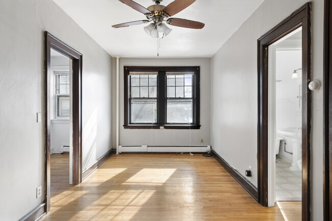 Living Room - St. Albans Flats