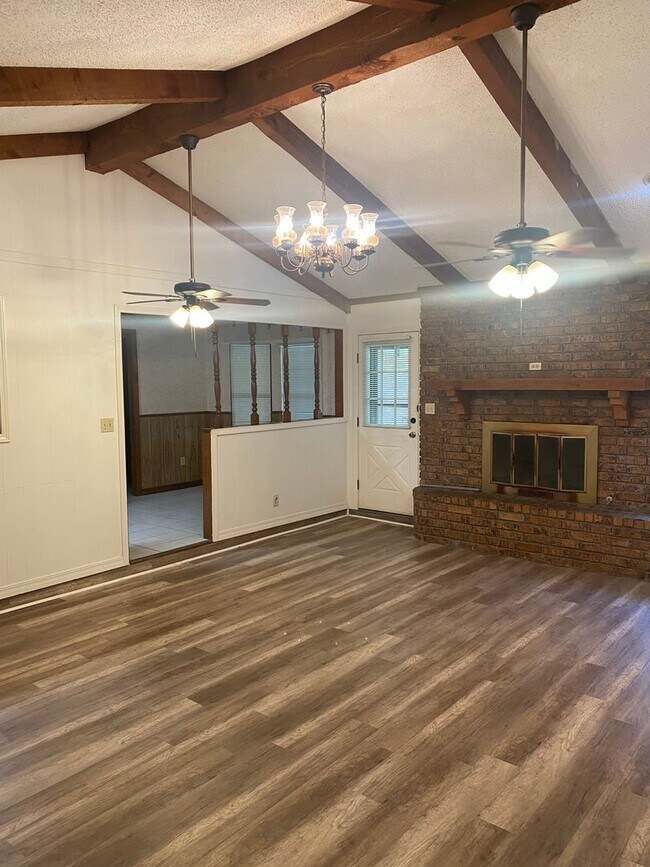 Building Photo - Brownlee Estates