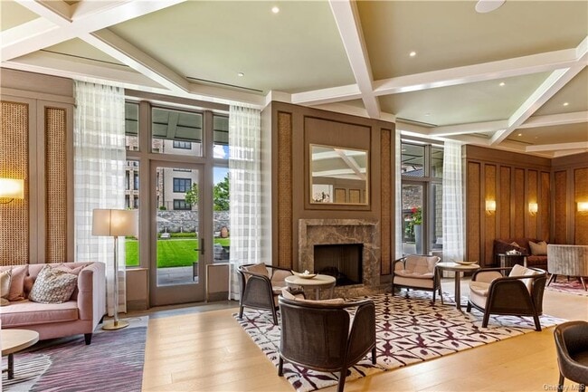 Building Photo - 120 Old Post Rd