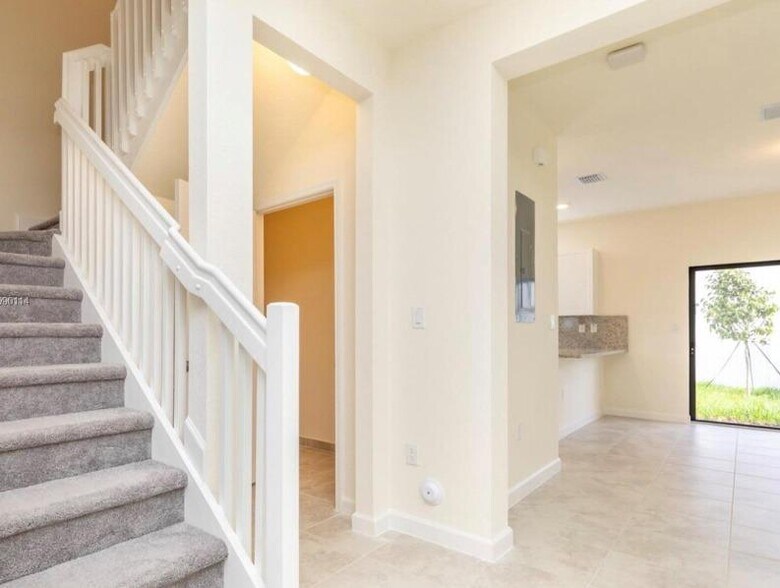 Building Photo - 10575 W 33rd Way
