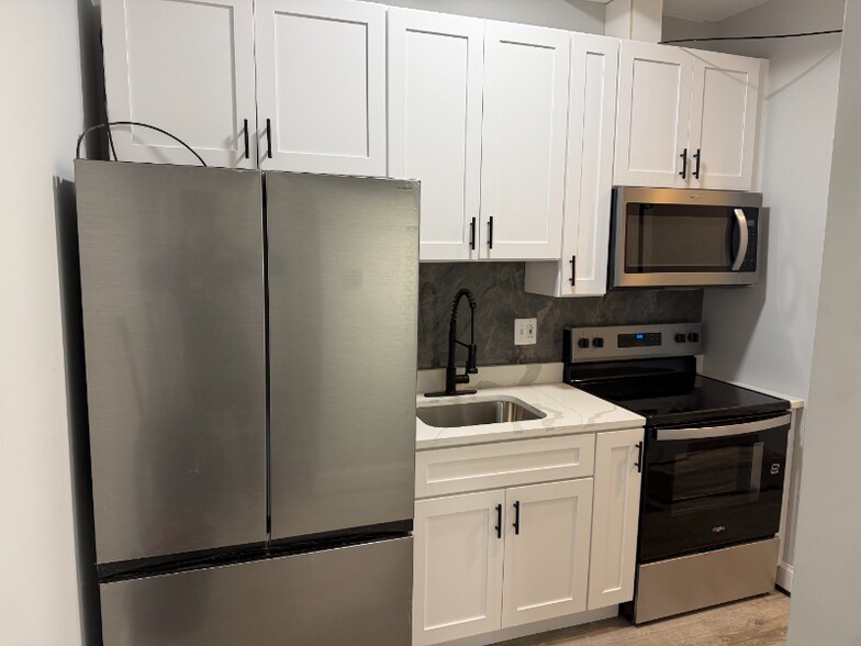 Building Photo - 1927 Harlem Ave