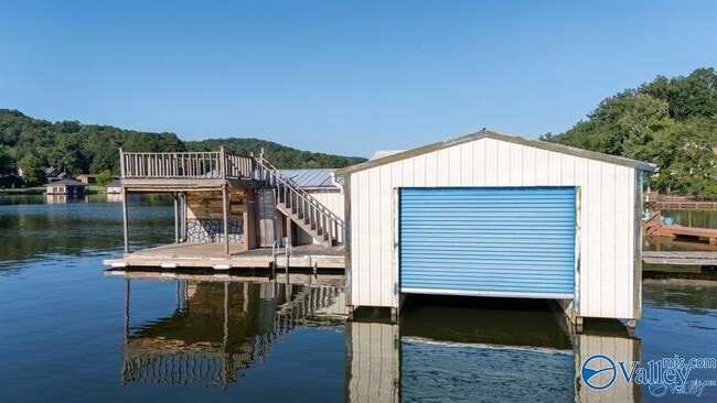 Building Photo - 4125 Hide Away Dr