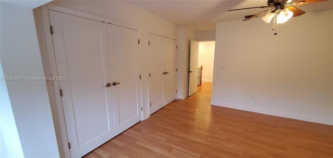 Building Photo - 6518 SW 129th Ave