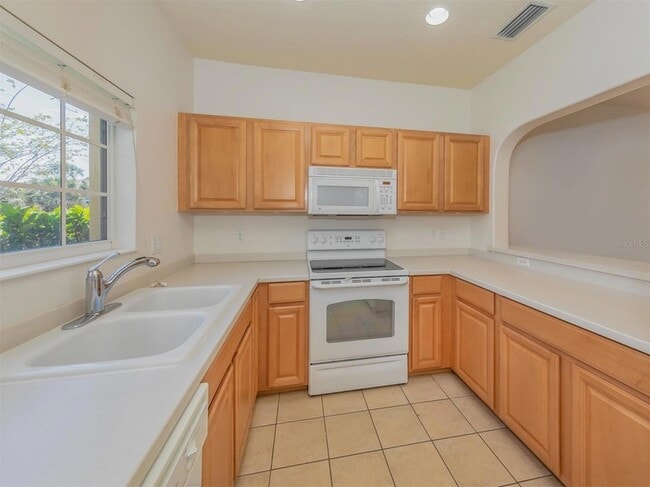 Building Photo - 13080 Tiger Eye Dr
