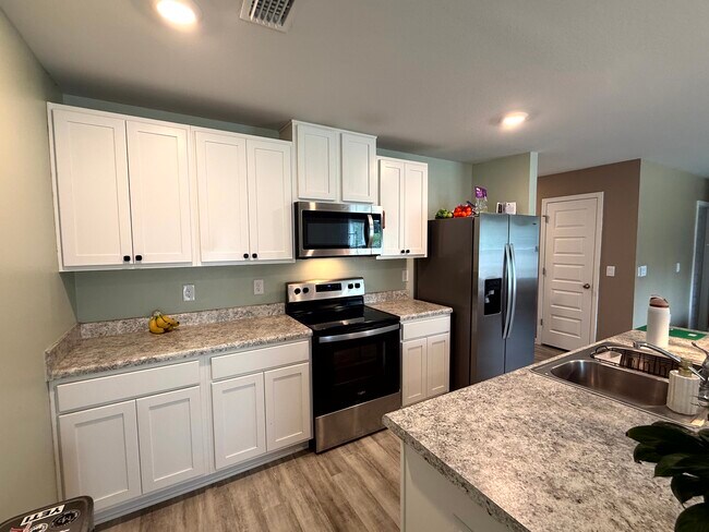 Building Photo - 1719 Paisleigh Dr