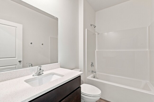 Building Photo - Spacious Columbia Floorplan with Full Unfinished Basement