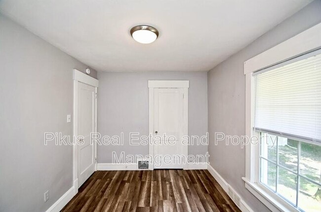 Building Photo - 1438 34th St NW