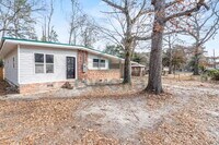 Building Photo - Charming 3-Bedroom Home on Curtis Drive - Cozy Living in Sumter!