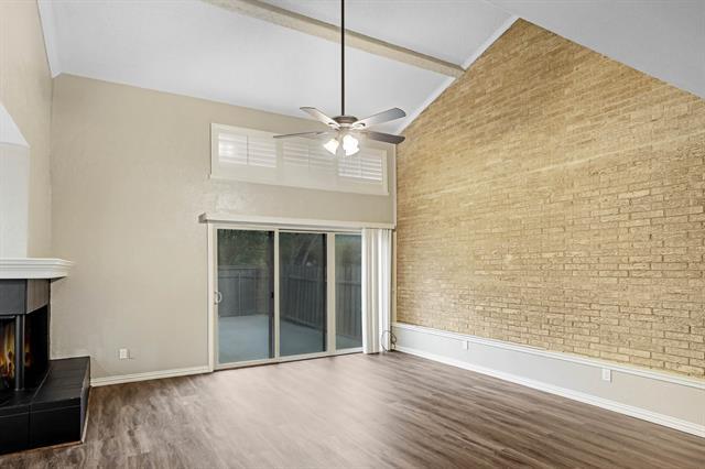 Building Photo - 2903 Country Pl Cir